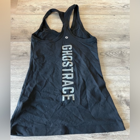 Lululemon racer back black “Ghostrace” tank Sz 4 - Picture 2 of 2
